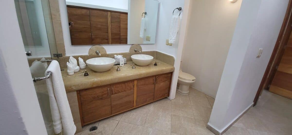 Villa Martha Garza Blanca - Private Heated Pool بويرتو فالارتا المظهر الخارجي الصورة