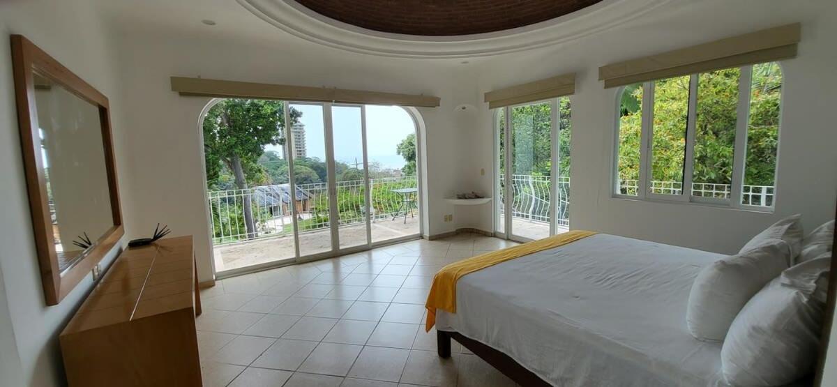 Villa Martha Garza Blanca - Private Heated Pool بويرتو فالارتا المظهر الخارجي الصورة