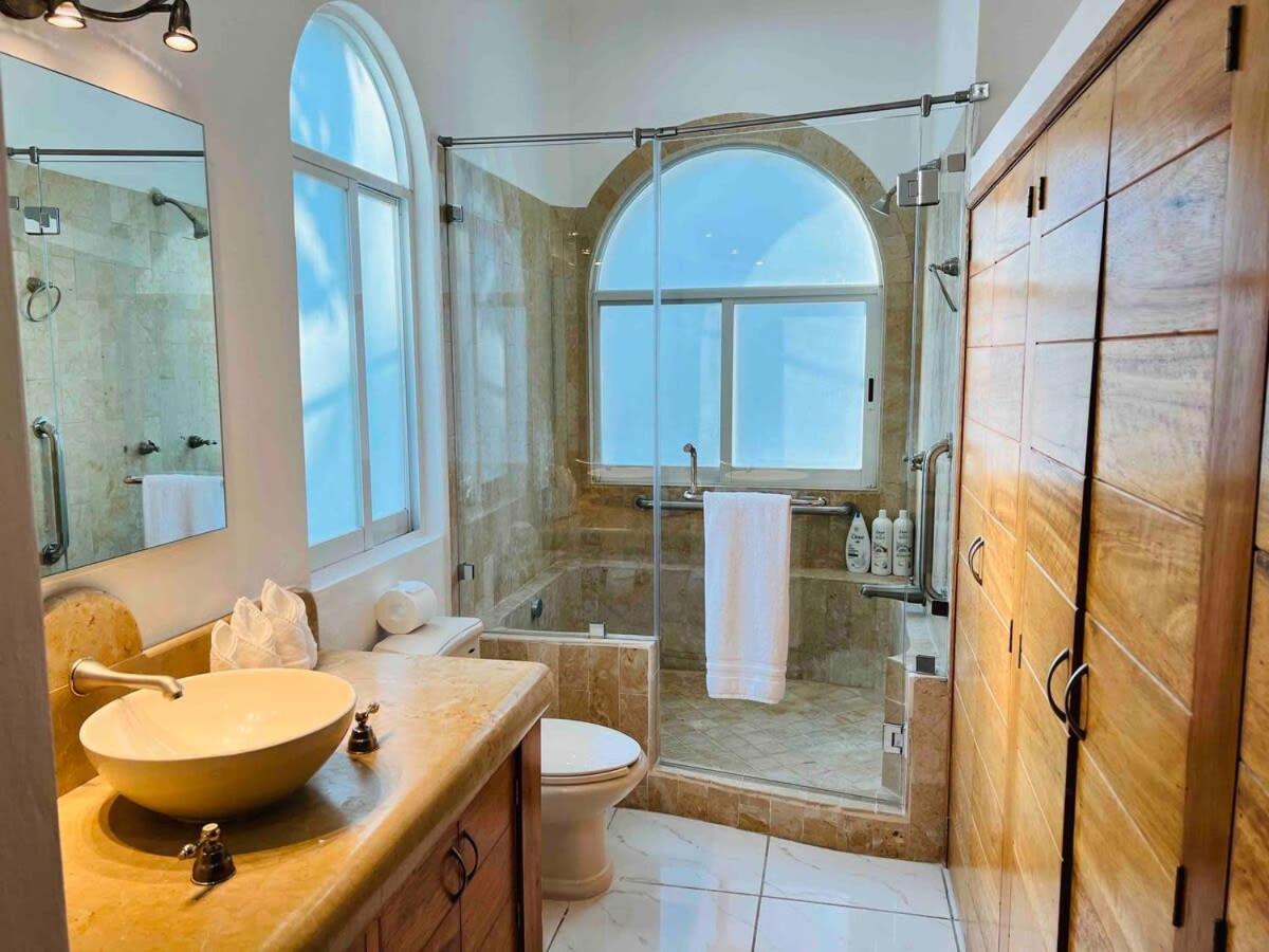Villa Martha Garza Blanca - Private Heated Pool بويرتو فالارتا المظهر الخارجي الصورة