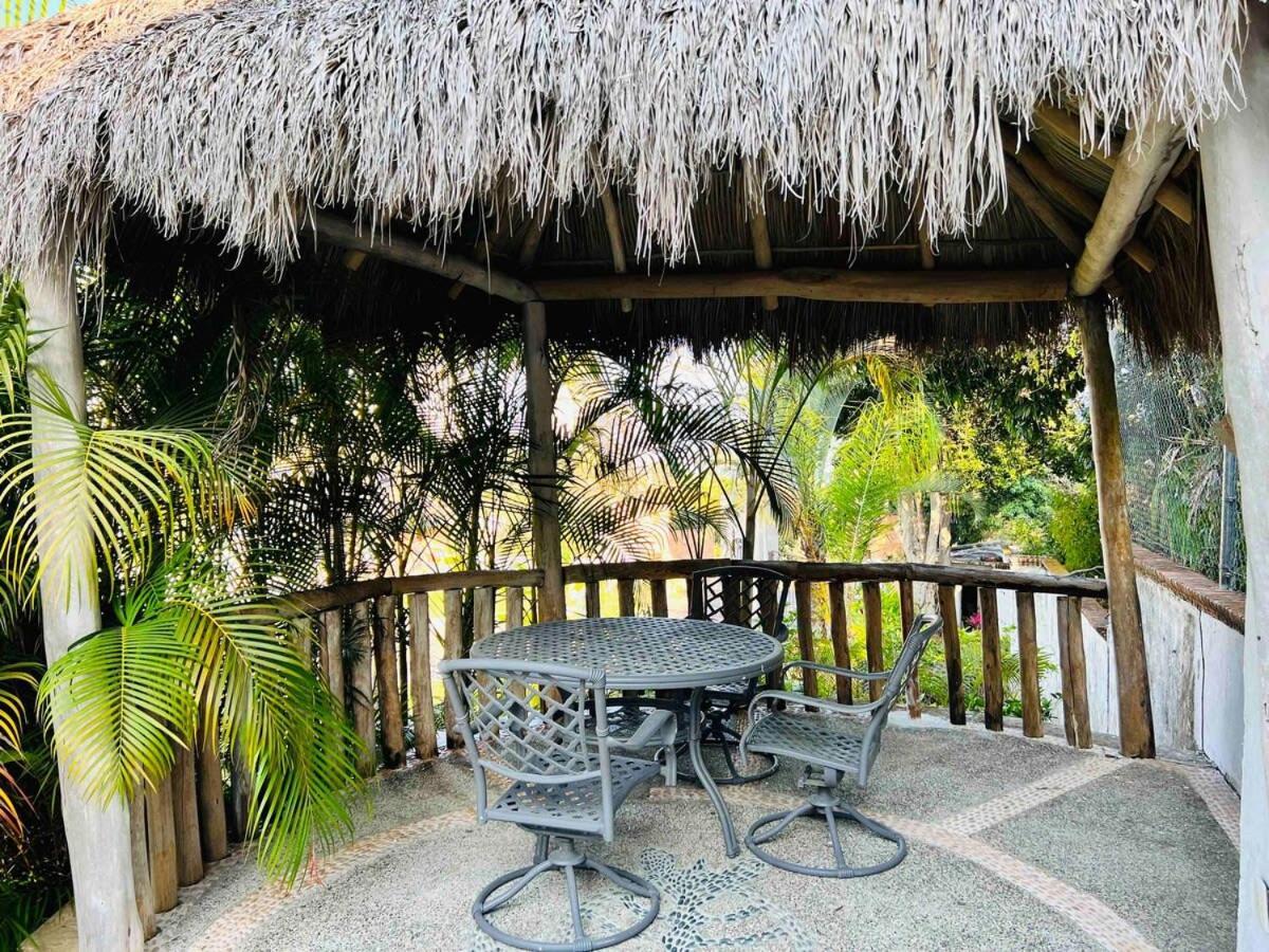 Villa Martha Garza Blanca - Private Heated Pool بويرتو فالارتا المظهر الخارجي الصورة